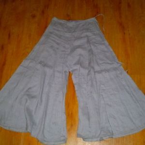 Morning at the market linen pants